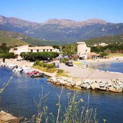 APPARTEMENT CAP CORSE Marine de PIETRACORBARA BORD DE MER