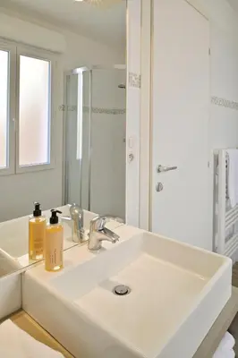 Salle de bains dans l'établissement Residence Des Îles