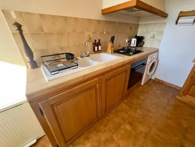 Cuisine ou kitchenette dans l'établissement Location de vacances, 3 chambres, Canari
