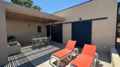 Terrasse ou espace extérieur de l'établissement Un air de paradis à Corbara