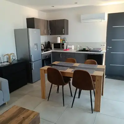 Doume et Coco T1 30M2 Vue mer