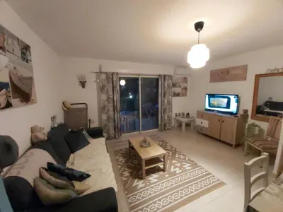 Télévision ou salle de divertissement dans l'établissement Ville melody