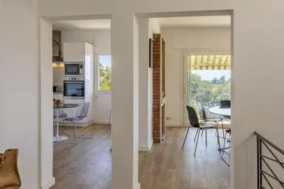 Cuisine ou kitchenette dans l'établissement Villa Jeanne