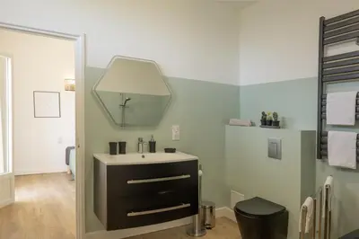 Salle de bains dans l'établissement Villa Jeanne