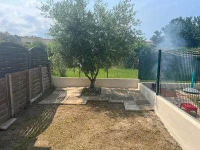 Jardin de l'établissement Pavillon chez Michel corse