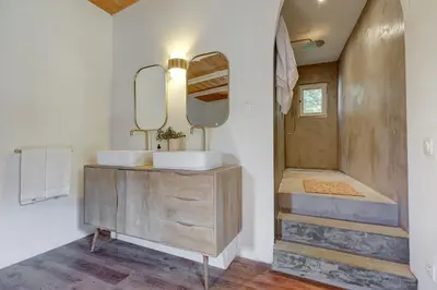 Salle de bains dans l'établissement A Casetta - Maison climatisée avec piscine