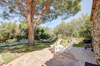 Piscine de l'établissement A Casetta - Maison climatisée avec piscine ou située à proximité