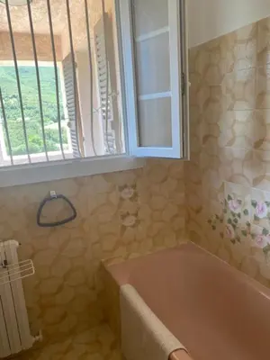 Salle de bains dans l'établissement Maison de Léon