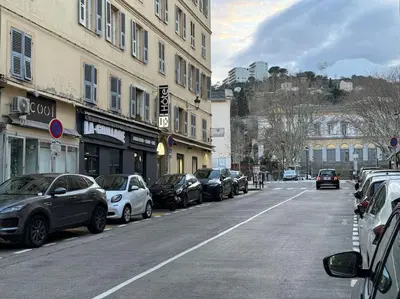 Quartier de l'appartement ou autre quartier proche