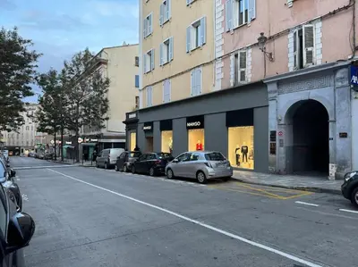 Quartier de l'appartement ou autre quartier proche