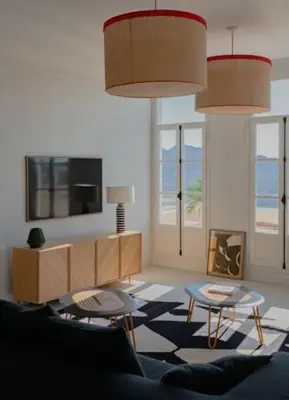 Télévision ou salle de divertissement dans l'établissement Luxury house with pool - Lumio