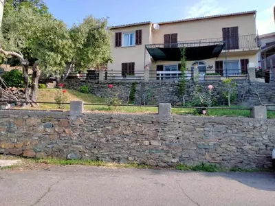 Plan de l'établissement Maison de village corse