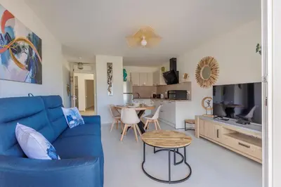 Cuisine ou kitchenette dans l'établissement Inka - appt vue mer et montagne