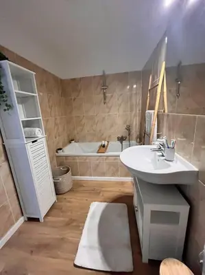 Salle de bains dans l'établissement CASA NINA FURIANI CORSE Appartement en résidence