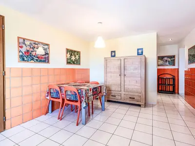 Cuisine ou kitchenette dans l'établissement Apartment Giulia I by Interhome