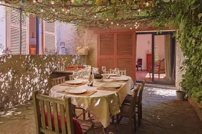 Restaurant ou autre lieu de restauration dans l'établissement Villa Canapaggio