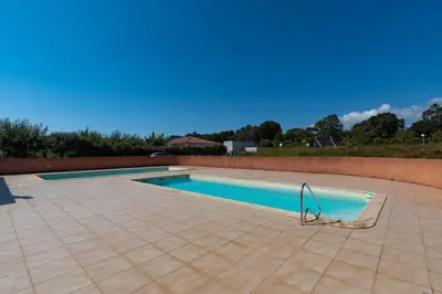 Piscine de l'établissement Jaso - Maison à 5min de la plage ou située à proximité