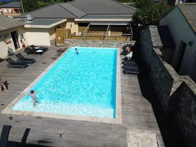 Piscine de l'établissement Soleil, Piscine, Parking et Bienvenue à Sisco ou située à proximité