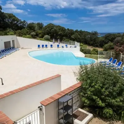 Superbe appartement vue mer proche de la plage avec piscine