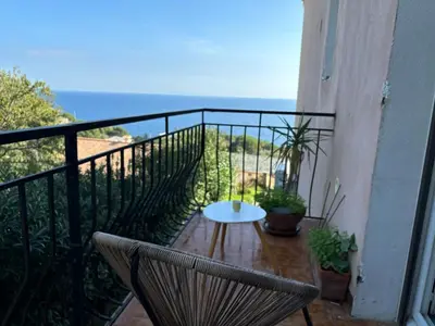 Balcon ou terrasse dans l'établissement Studio Les arbousiers