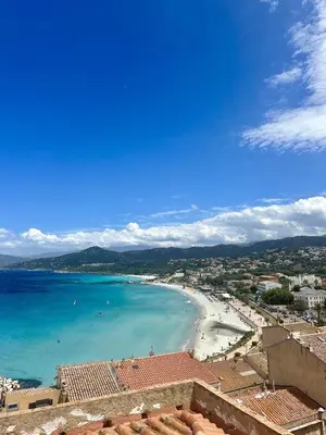 Plan de l'établissement Superbe studio neuf vue mer