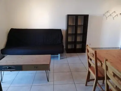 Coin salon dans l'établissement Studio calme proche de la gare de Borgo