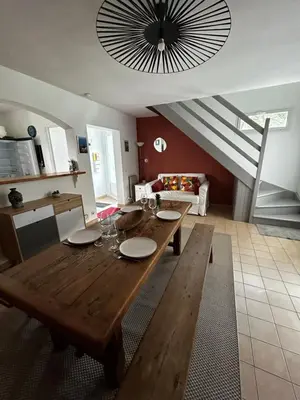 Cuisine ou kitchenette dans l'établissement Maison bord de mer en Corse