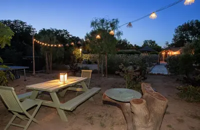 Jardin de l'établissement Villa Les Granges Classé 5 Étoiles