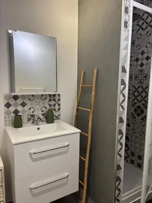 Salle de bains dans l'établissement Casa Straboni Corte