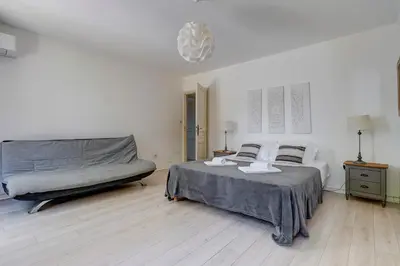 Un ou plusieurs lits dans un hébergement de l'établissement Villa Marielle - 360 m² avec piscine privé