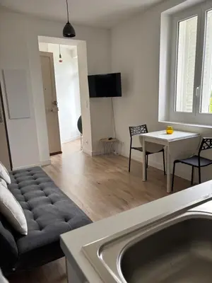 Télévision ou salle de divertissement dans l'établissement Straboni corte