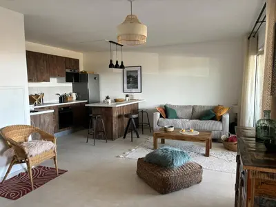 Cuisine ou kitchenette dans l'établissement Corse, Calvi T3 lumineux avec piscine, entre mer et montagne