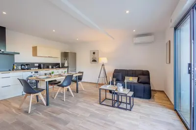 Cuisine ou kitchenette dans l'établissement La Casa Di Castagni - Climatisé avec terrasse