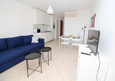 Cuisine ou kitchenette dans l'établissement Appartement vue mer et montagnes