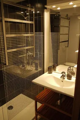 Salle de bains dans l'établissement Résidence les Eucalyptus, Appart à 500m de la mer et du centre