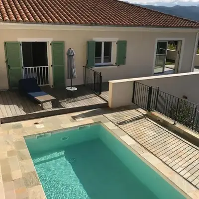 Villa de standing Vista - Domaine Romella - Piscine - Vue Lac de Padula