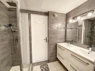 Salle de bains dans l'établissement Marine de Sant'Ambroggio