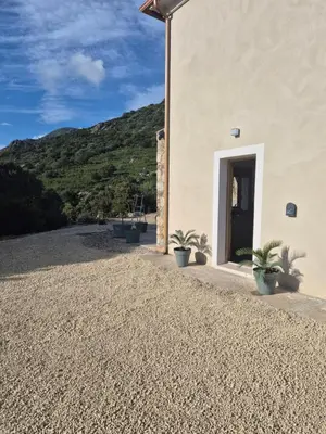 Vue générale sur la montagne ou vue sur la montagne depuis la maison de vacances