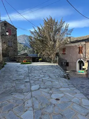 Vue générale sur la montagne ou vue sur la montagne depuis la maison de vacances