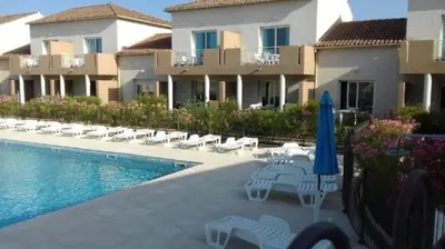Piscine de l'établissement ZEcamping 3 piscine et pataugeoire à 2km de la plage animaux acceptés ou située à proximité