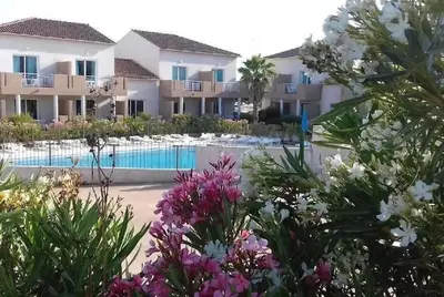 Piscine de l'établissement ZEcamping 3 piscine et pataugeoire à 2km de la plage animaux acceptés ou située à proximité