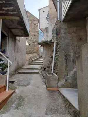 Plan de l'établissement 10 min de Cortè, 5 couchages,