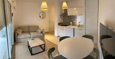 Cuisine ou kitchenette dans l'établissement T2 Waterfront Linguizzetta