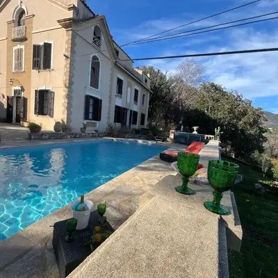 RDC maison de maitre pour 6 personnes avec piscine et jacuzzi