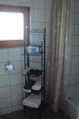 Salle de bains dans l'établissement Kallista 1