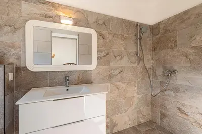 Plan de l'établissement Villa La Crique - Piscine vue montagne climatisé