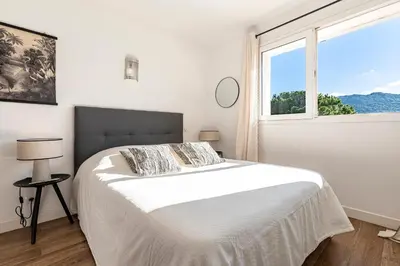 Plan de l'établissement Villa La Crique - Piscine vue montagne climatisé