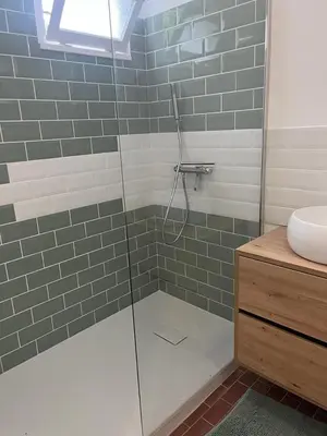 Salle de bains dans l'établissement SOLANE 5 villa 100m plage