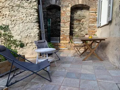 Terrasse ou espace extérieur de l'établissement Maison à Porticciolo, idéale pour un couple