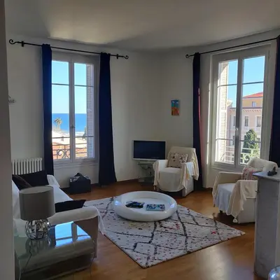 Coin salon dans l'établissement Appartement Blasini Proche plage & ville